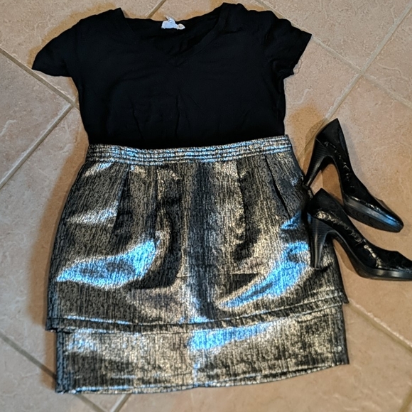 Silver shimmer metallic skirt - Picture 3 of 6